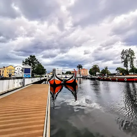 Le Petit Venise Du Portugal 아파트 *